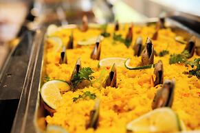 Plantation Island Resort