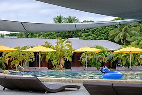 Plantation Island Resort