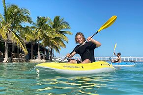 Plantation Island Resort