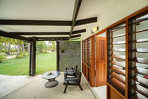 Plantation Island Resort