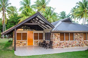 Plantation Island Resort