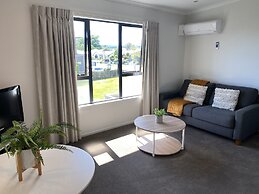 Alpine Lake Motor Lodge