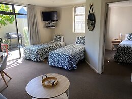 Alpine Lake Motor Lodge