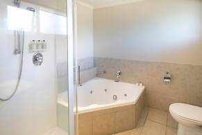 Alpine Lake Motor Lodge