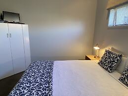 Alpine Lake Motor Lodge