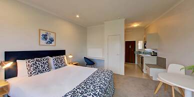 Alpine Lake Motor Lodge