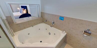 Alpine Lake Motor Lodge