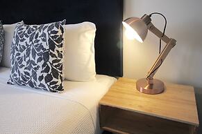 Alpine Lake Motor Lodge