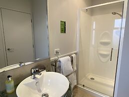 Alpine Lake Motor Lodge