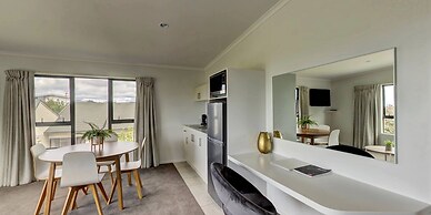 Alpine Lake Motor Lodge