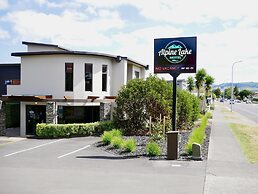 Alpine Lake Motor Lodge