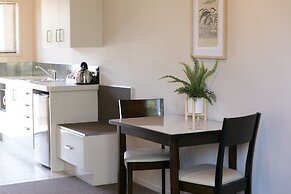 Alpine Lake Motor Lodge