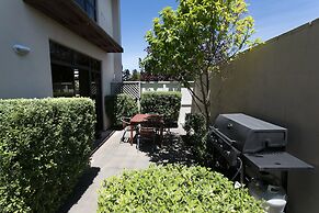 Alpine Lake Motor Lodge