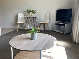 Alpine Lake Motor Lodge