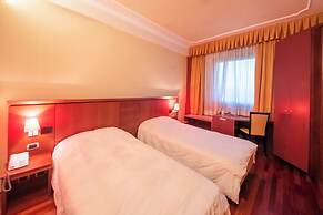 Dado Hotel International