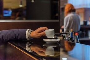 Dado Hotel International