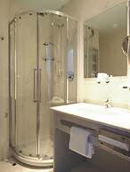 Dado Hotel International