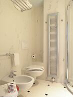 Dado Hotel International