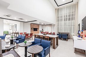 Holiday Inn Express & Suites Baton Rouge East by IHG