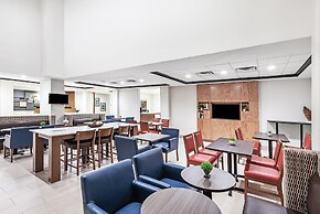 Holiday Inn Express & Suites Baton Rouge East by IHG