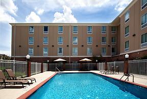 Holiday Inn Express & Suites Baton Rouge East by IHG