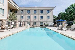 Holiday Inn Express & Suites Marshall by IHG