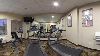 Holiday Inn Express & Suites Marshall by IHG