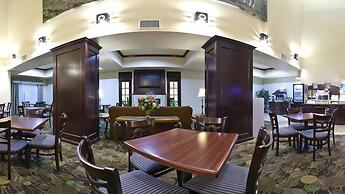 Holiday Inn Express & Suites Marshall by IHG