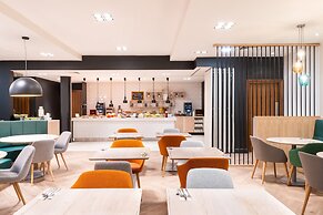 Holiday Inn Stevenage by IHG