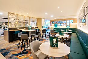 Holiday Inn Stevenage by IHG