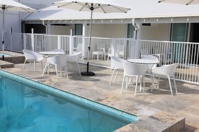 Don Pancho by the Beach