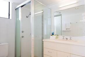 Beach House Seaside Resort Coolangatta