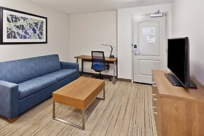 Holiday Inn Express & Suites Rome-East by IHG