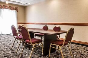 Comfort Suites Canton - Detroit