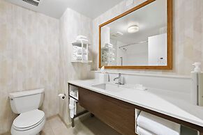 Hampton Inn & Suites Lancaster