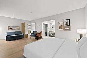 Hampton Inn & Suites Lancaster