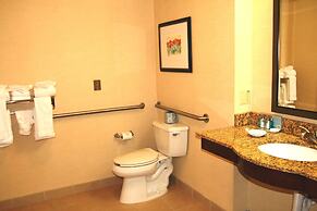 Hampton Inn & Suites Lancaster