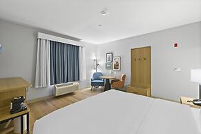 Hampton Inn & Suites Lancaster