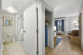 Hampton Inn & Suites Lancaster