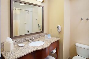 Hampton Inn & Suites Lancaster