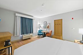 Hampton Inn & Suites Lancaster