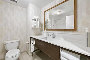 Hampton Inn & Suites Lancaster