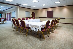 Hampton Inn & Suites Greensburg