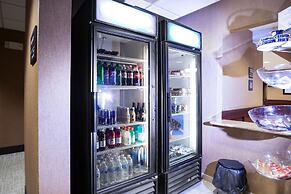 Hampton Inn & Suites Greensburg