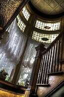 The Jeweled Turret Inn