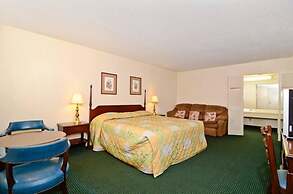 Motel 6 Sandersville, GA