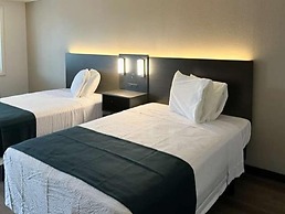 Motel 6 Sandersville, GA