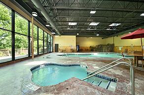 Chase On The Lake Resort Hotel