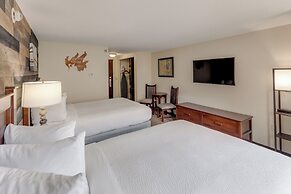 Chase On The Lake Resort Hotel