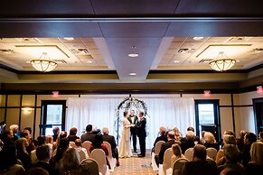 Chase On The Lake Resort Hotel